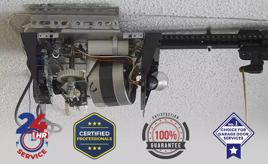 Master Mechanic Garage Door Opener Maintenance & Inspection in Greenacres, FL